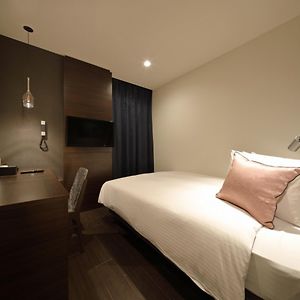 Standard Double Room Shower